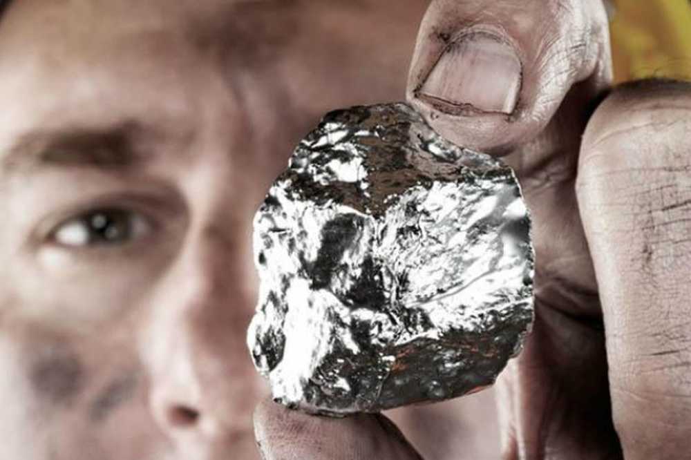 Какой самый сильный металл. Самый прочный. Самый крепкий камень на земле.